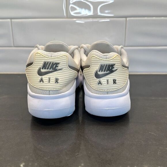 NIKE Women's Air Max Oketo Track & Field Shoes - Picture 13 of 15